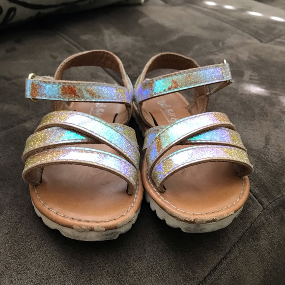 Sandals - Picture 2 of 3